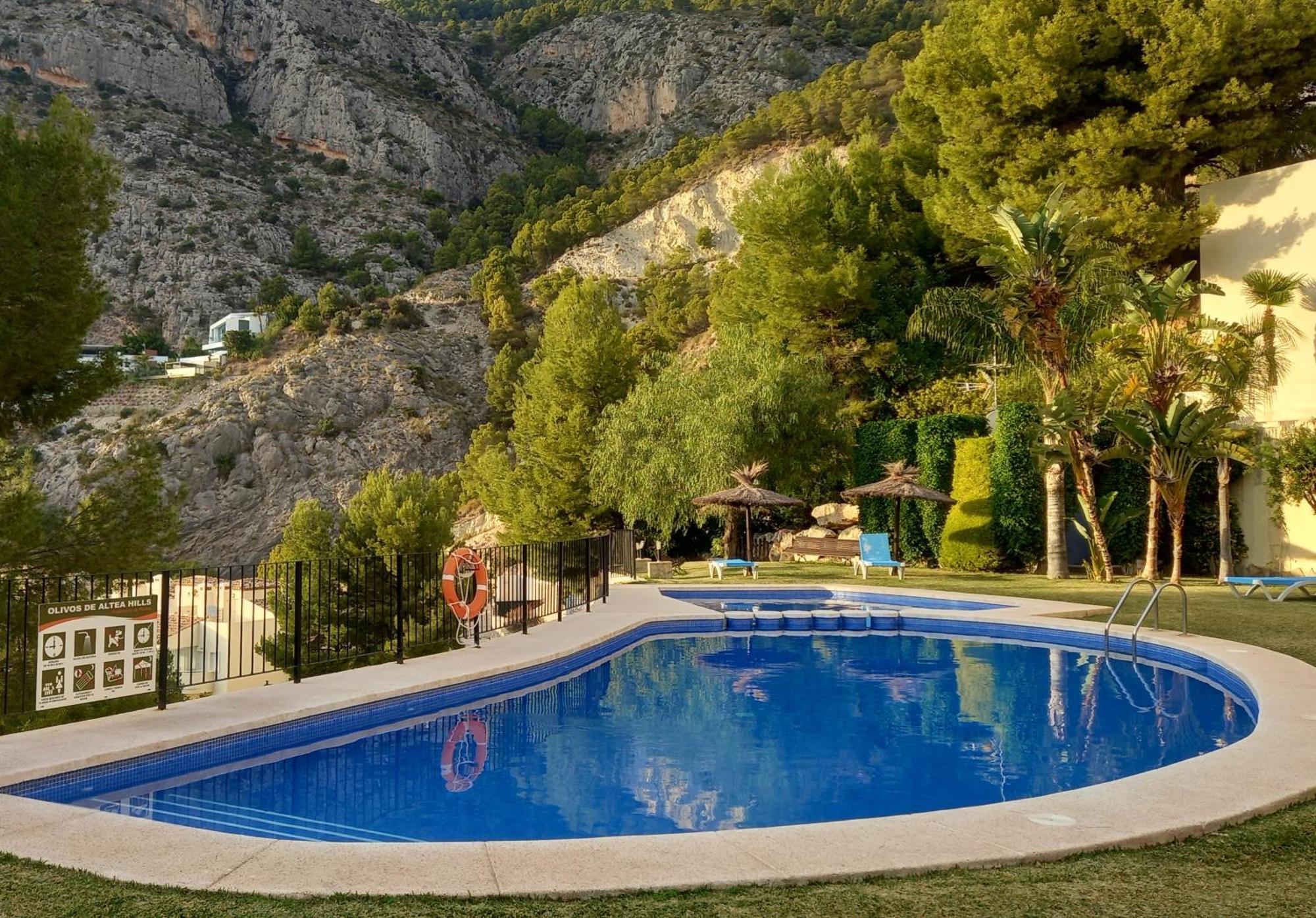 Olivos Holiday Home Альтеа Экстерьер фото